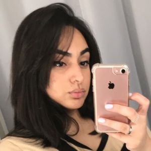 Meet your Posher, Sophia